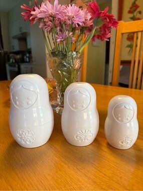 Fred Nesting Measuring Cups Matryoshka set